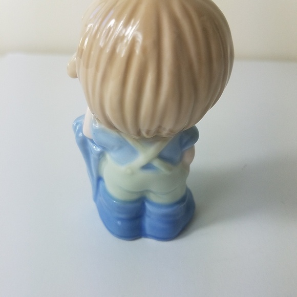 KELVIN'S CERAMIC LITTLE BOY FIGURINE - Picture 3 of 8